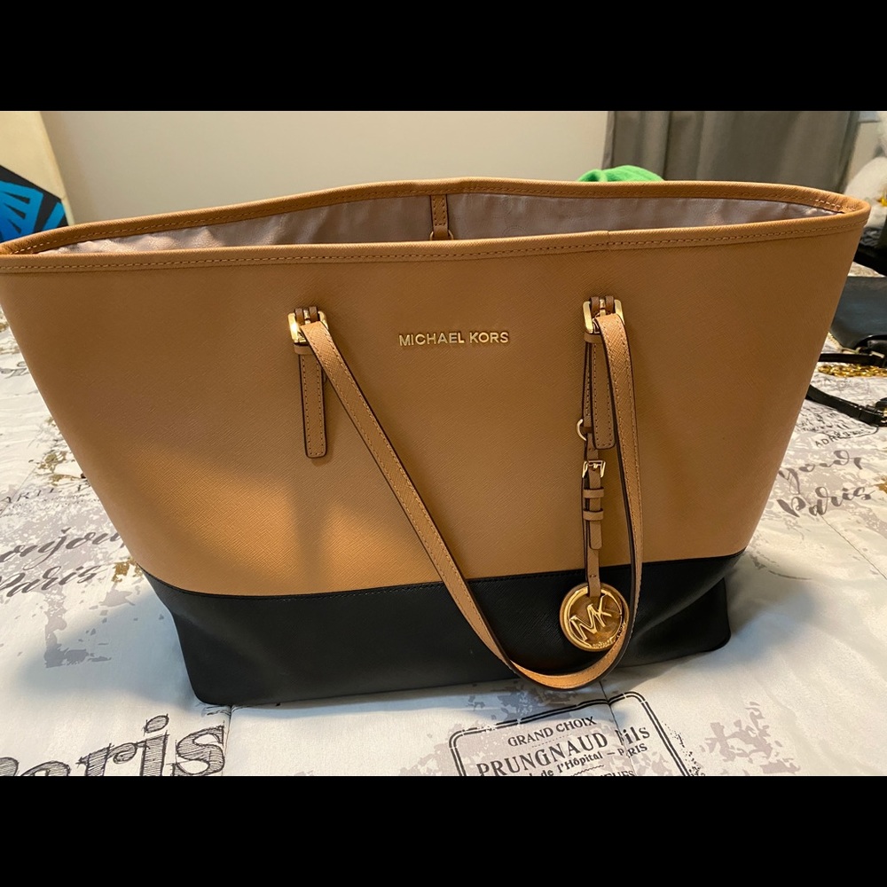 Michael Kors tote